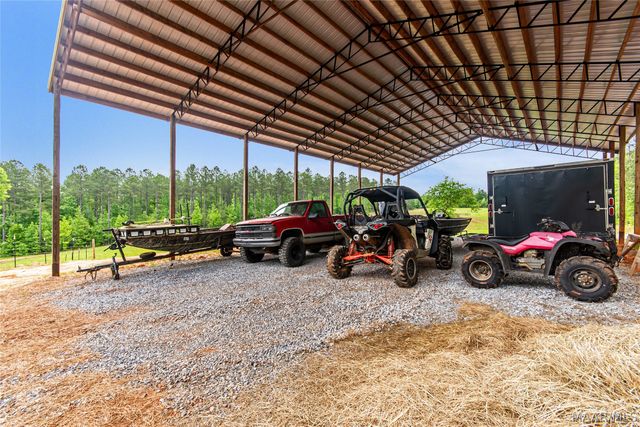 5595 Bradley Road, Wetumpka, AL 36092