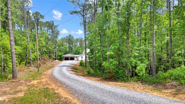 5595 Bradley Road, Wetumpka, AL 36092