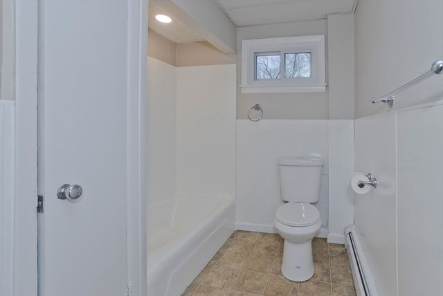 177 Marion St, Chicopee, MA 01013