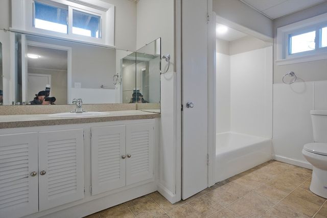 177 Marion St, Chicopee, MA 01013