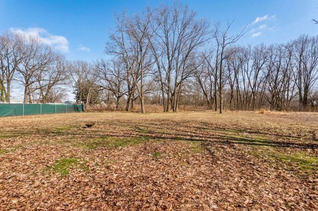 177 Marion St, Chicopee, MA 01013