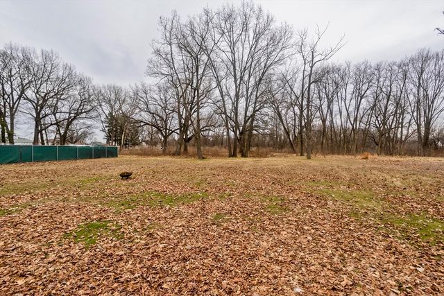 177 Marion St, Chicopee, MA 01013