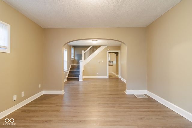 3328 E New York Street, Indianapolis, IN 46201