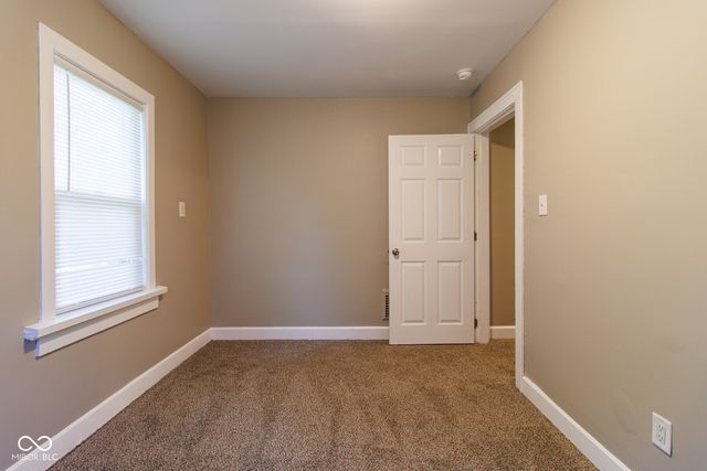 3328 E New York Street, Indianapolis, IN 46201