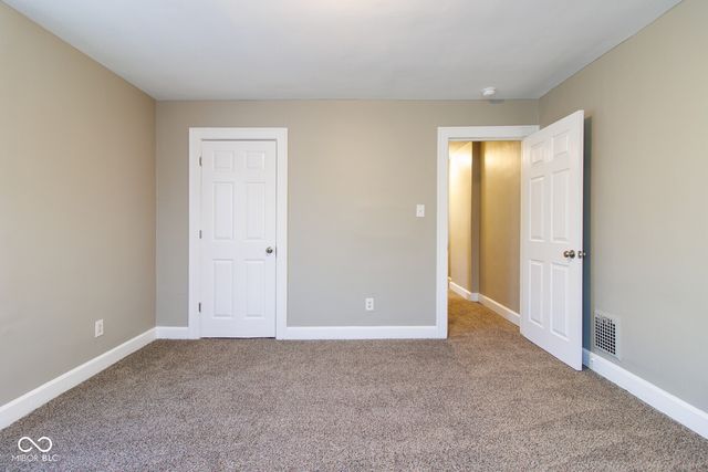 3328 E New York Street, Indianapolis, IN 46201