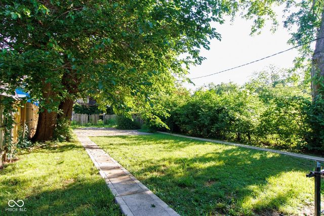 3328 E New York Street, Indianapolis, IN 46201