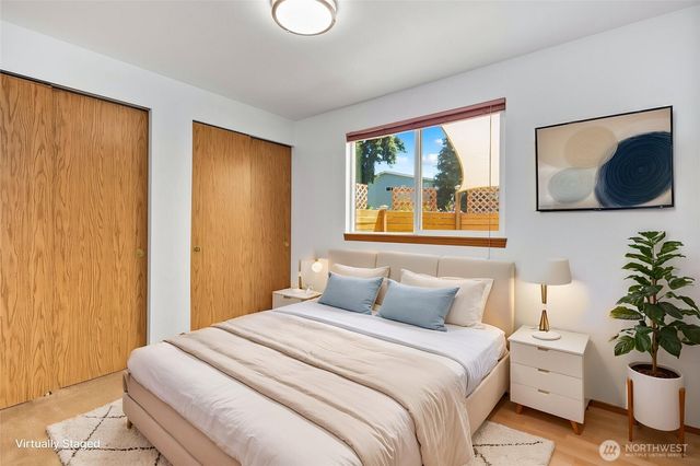 122 Bellflower Road, Bothell, WA 98012