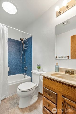 122 Bellflower Road, Bothell, WA 98012
