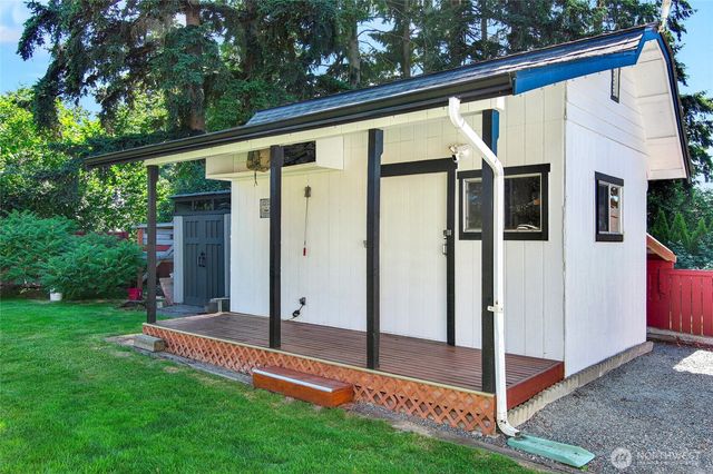 122 Bellflower Road, Bothell, WA 98012