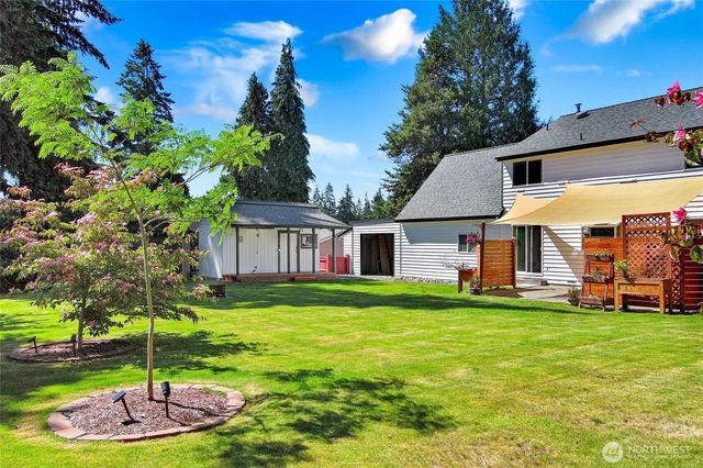 122 Bellflower Road, Bothell, WA 98012