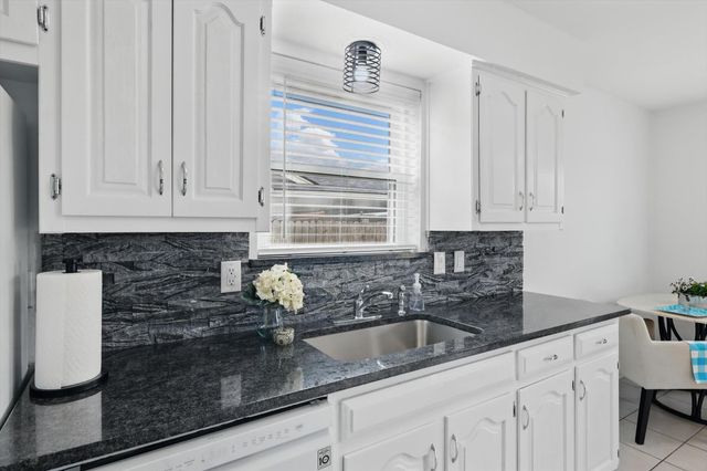 1661 Clydesdale Drive, Lewisville, TX 75067