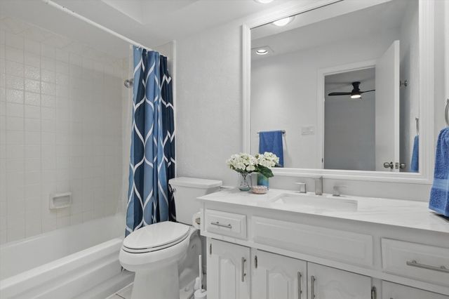 1661 Clydesdale Drive, Lewisville, TX 75067