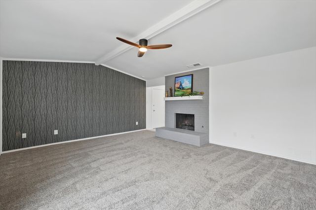 1661 Clydesdale Drive, Lewisville, TX 75067