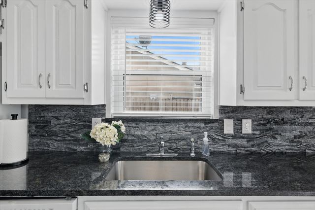 1661 Clydesdale Drive, Lewisville, TX 75067