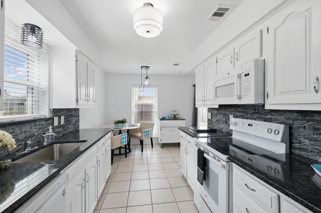 1661 Clydesdale Drive, Lewisville, TX 75067