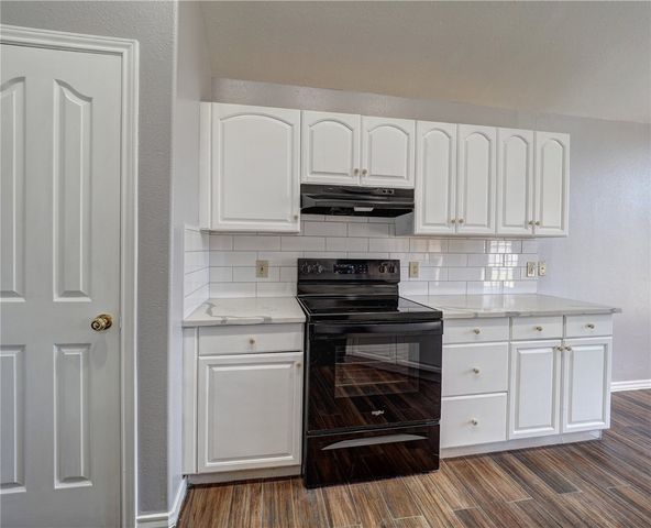 13905 Laffite Dr, Corpus Christi, TX 78418
