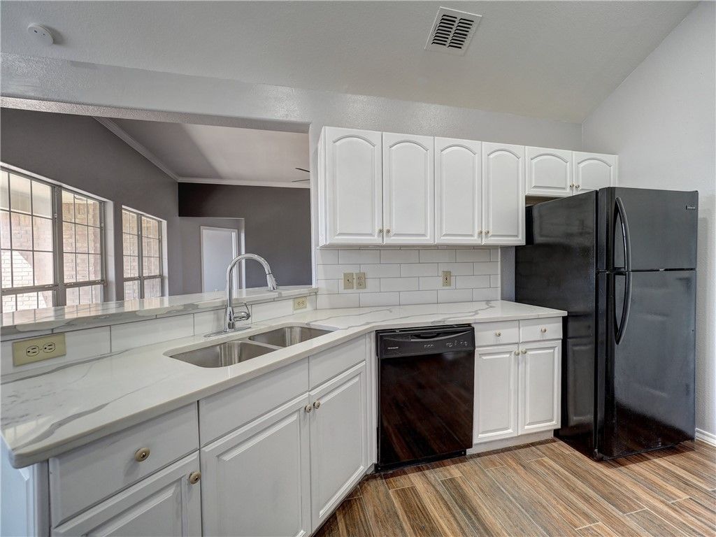 13905 Laffite Dr, Corpus Christi, TX 78418 — photo 4