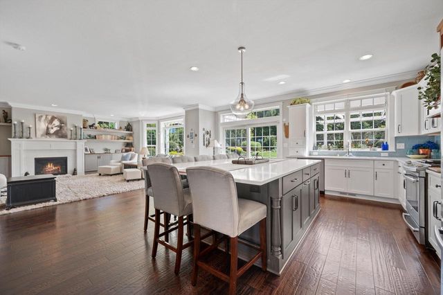 200 Nashotah ROAD, Nashotah, WI 53058
