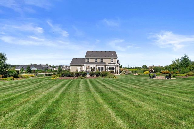 200 Nashotah ROAD, Nashotah, WI 53058