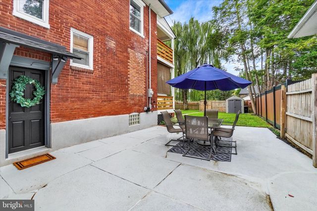 828 S QUEEN ST, York, PA 17403