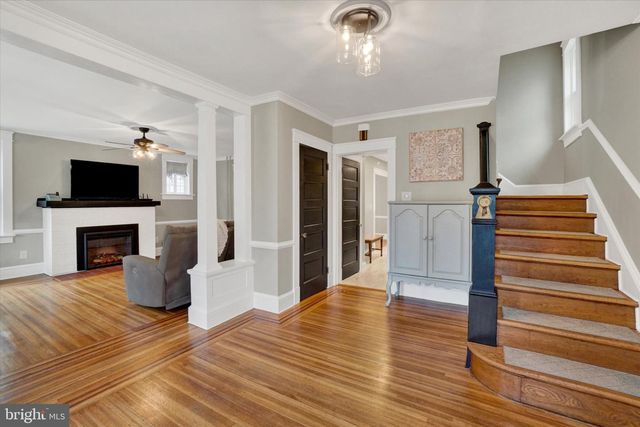 828 S QUEEN ST, York, PA 17403