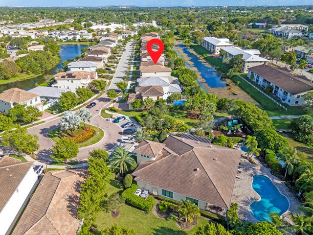 8870 NW 37th Dr, Coral Springs, FL 33065