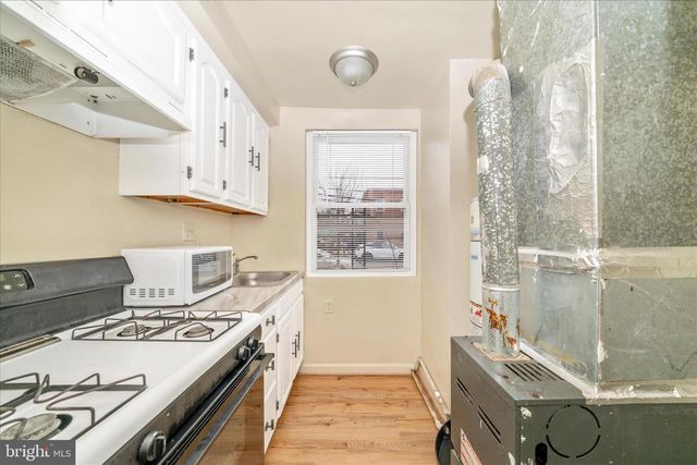 1208 RAUM ST NE, Washington, DC 20002