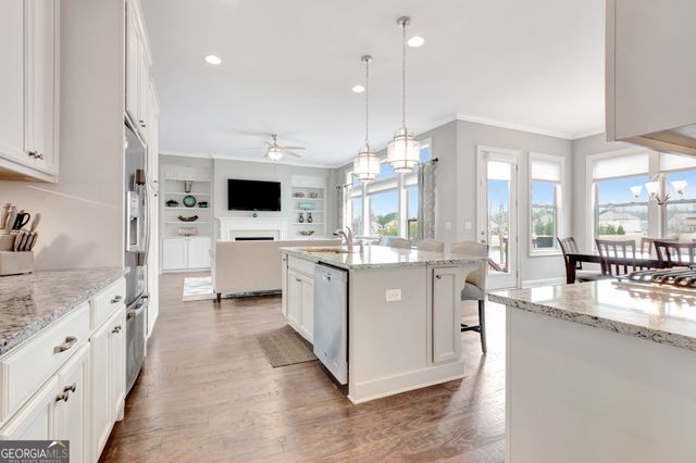 100 Brookmont Place, Tyrone, GA 30290