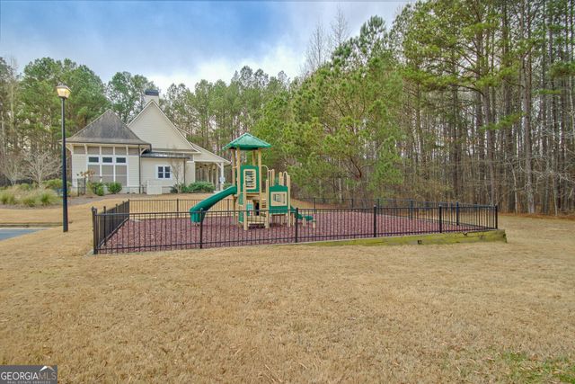 100 Brookmont Place, Tyrone, GA 30290