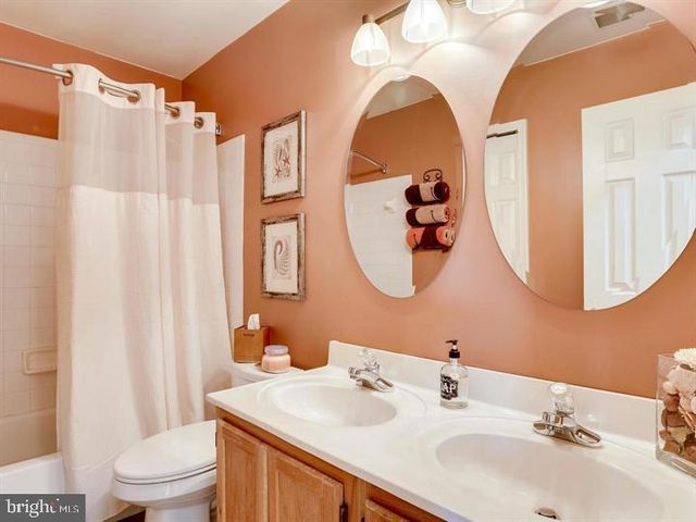 7829 QUILL POINT DR, Bowie, MD 20720