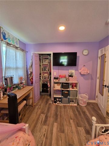 623 Harding St, Petersburg, VA 23083