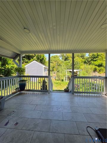 623 Harding St, Petersburg, VA 23083