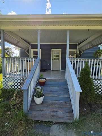623 Harding St, Petersburg, VA 23083