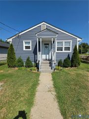 623 Harding St, Petersburg, VA 23083