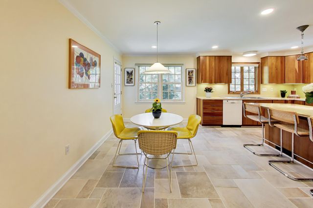 4238 50TH ST NW, Washington, DC 20016