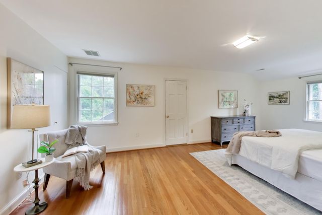 4238 50TH ST NW, Washington, DC 20016