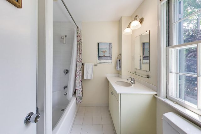 4238 50TH ST NW, Washington, DC 20016