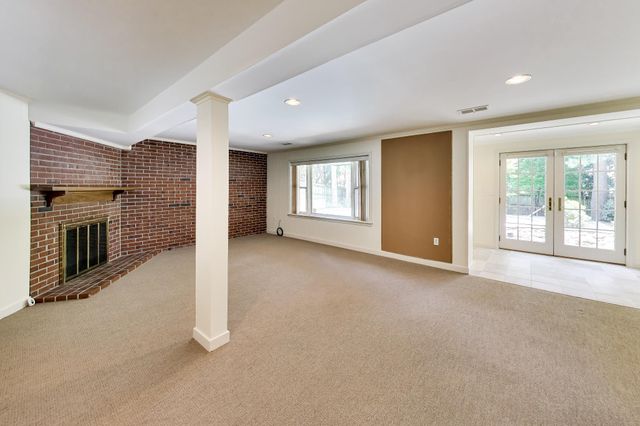 4238 50TH ST NW, Washington, DC 20016