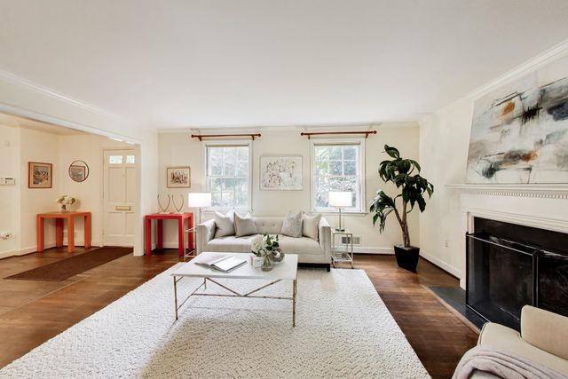 4238 50TH ST NW, Washington, DC 20016