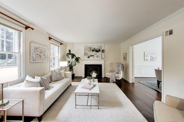 4238 50TH ST NW, Washington, DC 20016