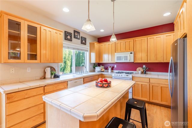 30334 121st Place SE, Auburn, WA 98092