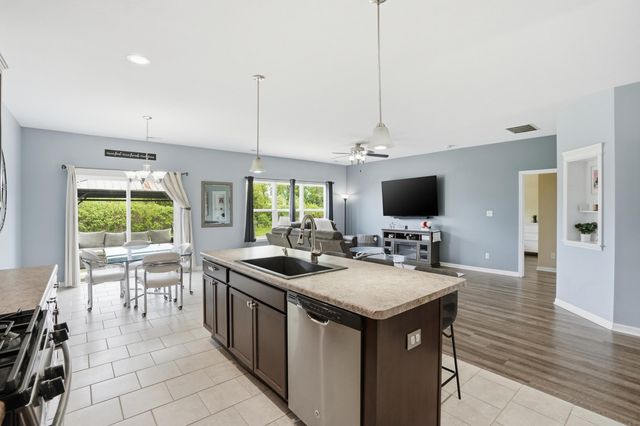 15144 W 102nd Avenue, Dyer, IN 46311