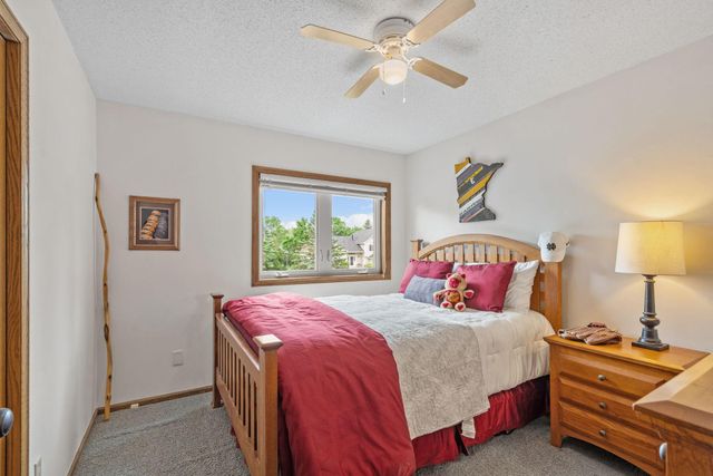 8461 Vagabond Lane N, Maple Grove, MN 55311