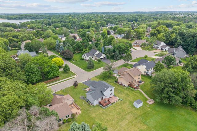 8461 Vagabond Lane N, Maple Grove, MN 55311
