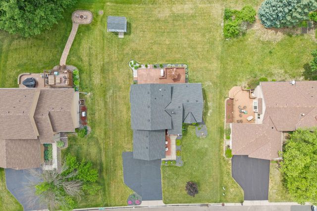 8461 Vagabond Lane N, Maple Grove, MN 55311