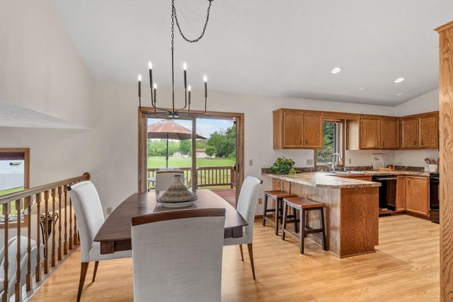 8461 Vagabond Lane N, Maple Grove, MN 55311