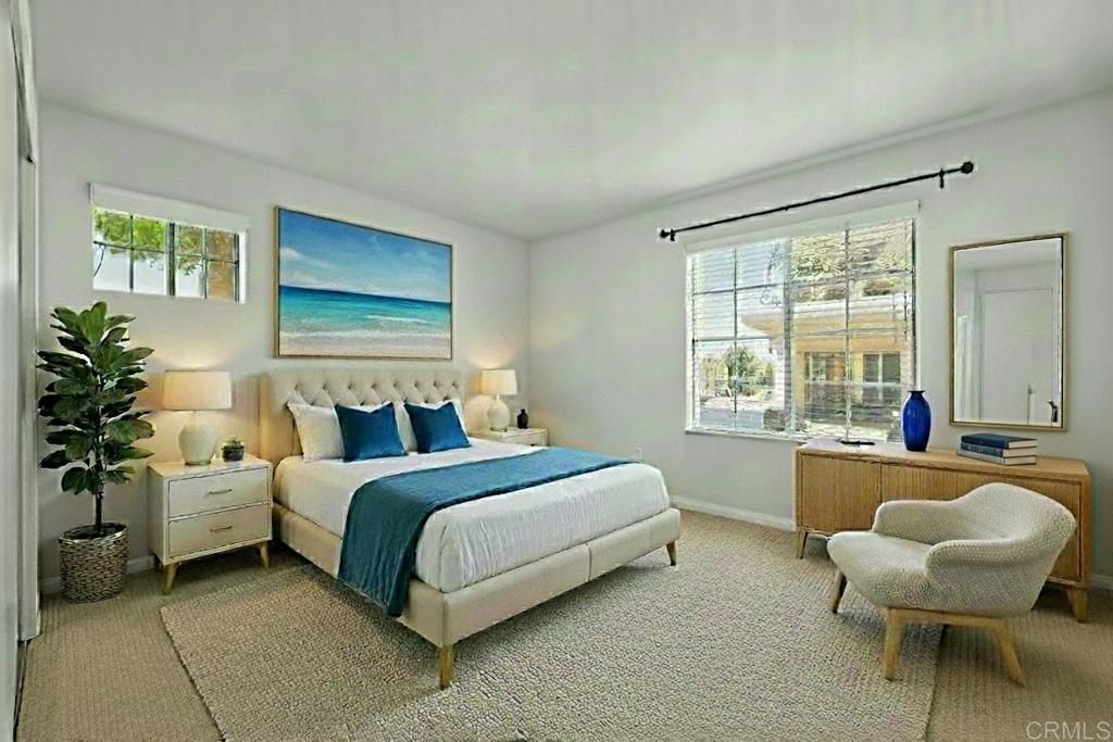 Image 2 of property listing at 15032 Avenida Venusto, San Diego, CA 92128