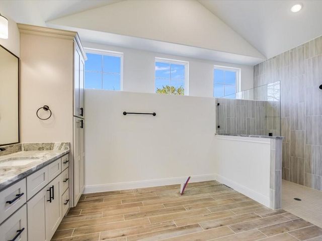 718 Indian Paint BLVD, Horseshoe Bay, TX 78657