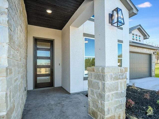 718 Indian Paint BLVD, Horseshoe Bay, TX 78657