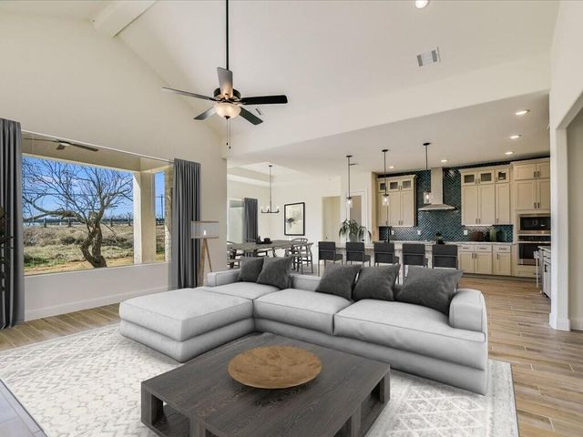 718 Indian Paint BLVD, Horseshoe Bay, TX 78657